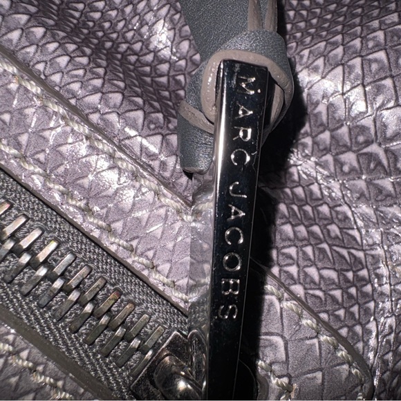 Authentic MARC JACOBS Large Satchel Handbag - Picture 8 of 17